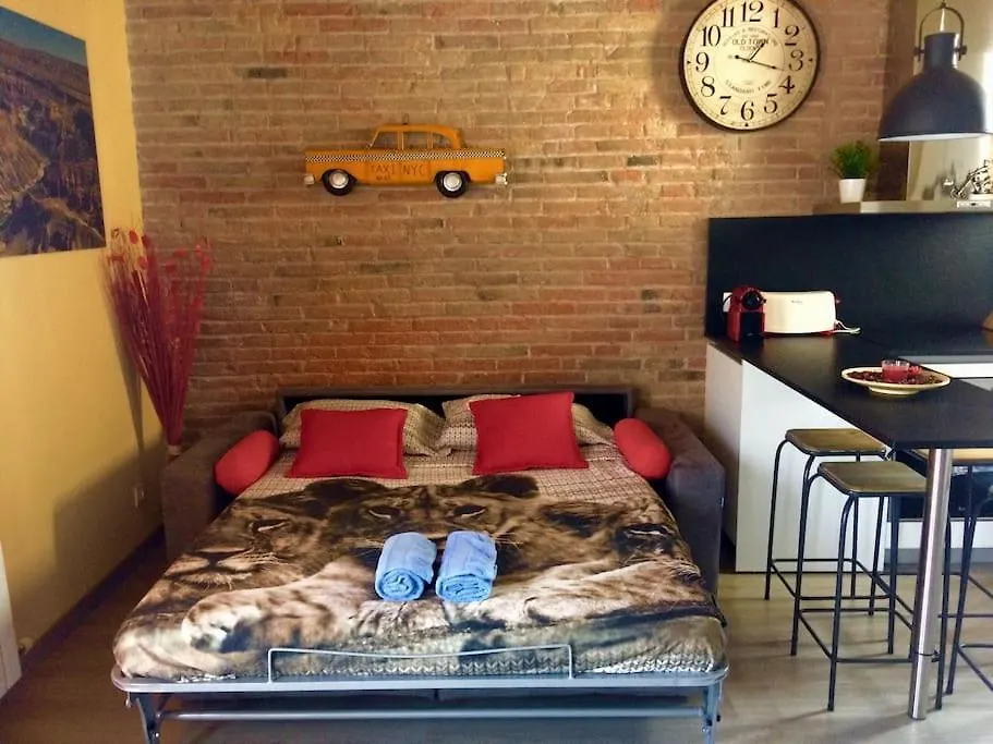 Lovely & Bright Vila Olimpica Beach Apartment バルセロナ スペイン