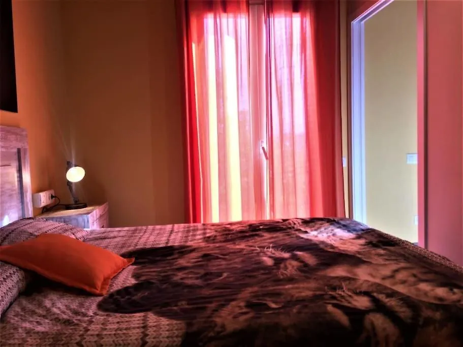 Lovely & Bright Vila Olimpica Beach Apartment バルセロナ 0*,  スペイン